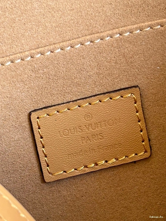 LOUIS MM VUITTON DAUPHINE 0320